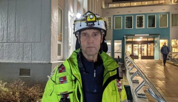 INGEN DRAMATIKK: Innsatsleder forteller at det er trygt å gå inn i bygget igjen. INGEN DRAMATIKK: Innsatsleder forteller at det er trygt å gå inn i bygget igjen.