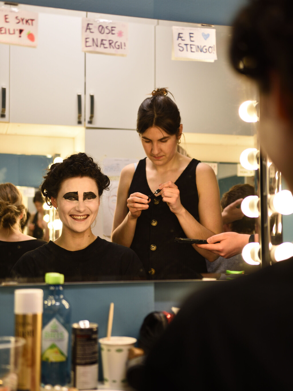 <span class=" font-weight-bold" data-lab-font_weight_desktop="font-weight-bold">I KARAKTER: </span>Una Onsrud lever seg godt inn i rollen som Dr. Frank-N-Furter. <span class=" font-weight-bold" data-lab-font_weight_desktop="font-weight-bold">I KARAKTER: </span>Una Onsrud lever seg godt inn i rollen som Dr. Frank-N-Furter.