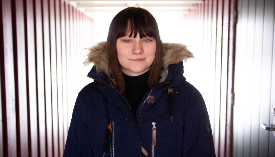 FØLES UTRYGT: Kassandra Hennvall sier at kikkingen har gått utover bomiljøet. FØLES UTRYGT: Kassandra Hennvall sier at kikkingen har gått utover bomiljøet.