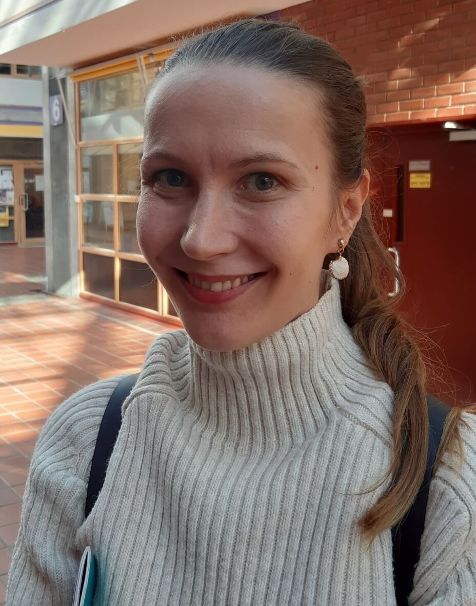 KRITISK: Refsnæs er skeptisk til drastiske inngrep, men mener folk skal kunne gjøre som de selv ønsker. KRITISK: Refsnæs er skeptisk til drastiske inngrep, men mener folk skal kunne gjøre som de selv ønsker.