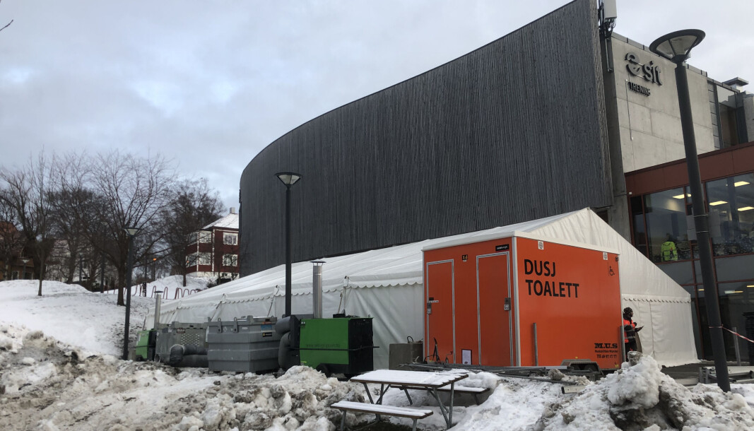 TELT: Dette er mot formodning ingen pop-up-festival, med midlertidige garderober. TELT: Dette er mot formodning ingen pop-up-festival, med midlertidige garderober.