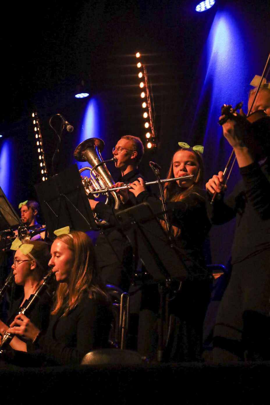 ENSEMBLE: Bandet er tettpakket og knallsterkt. ENSEMBLE: Bandet er tettpakket og knallsterkt.