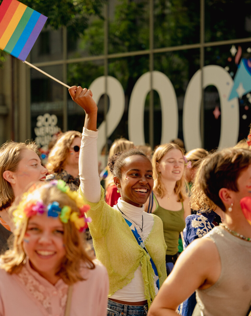 FOLKEFEST: Pride innebærer vanligvis en ukelang festival, med variert program. Her fra prideparaden i 2023.