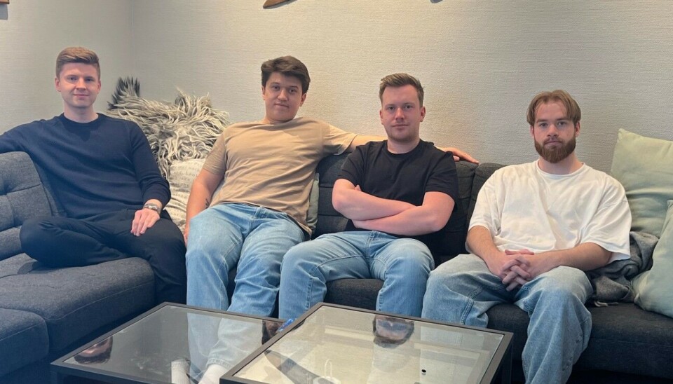 BARNDOMSVENNER: Masterstudentene f.v Eskil Klingenberg, Olav Nundal, Oddne Kleiven & Sander Boger Øren er glad de har hverandre i slike situasjoner.