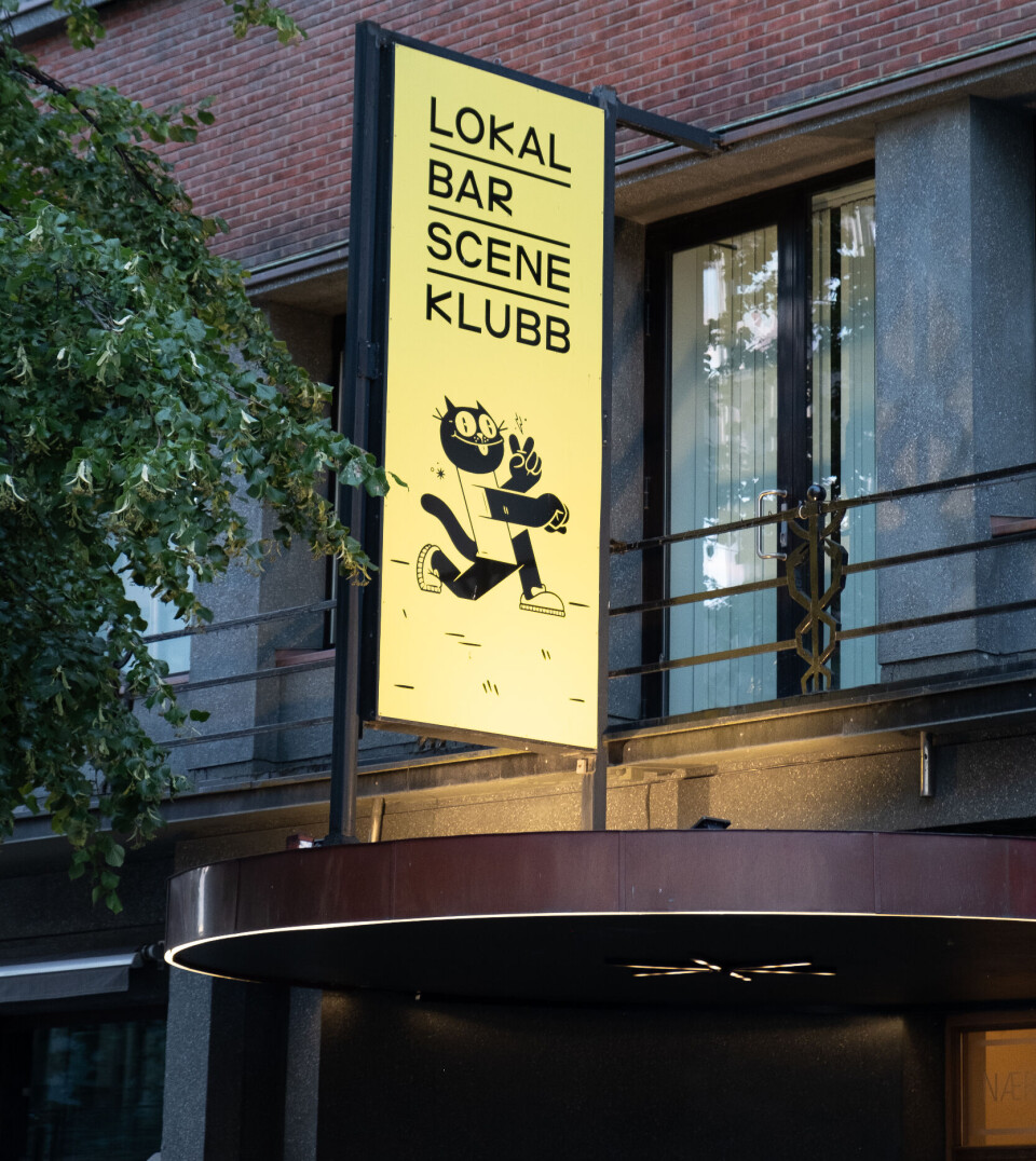 LETT Å SE: Det er vanskelig å gå forbi Lokal
uten å legge merke til inngangen.