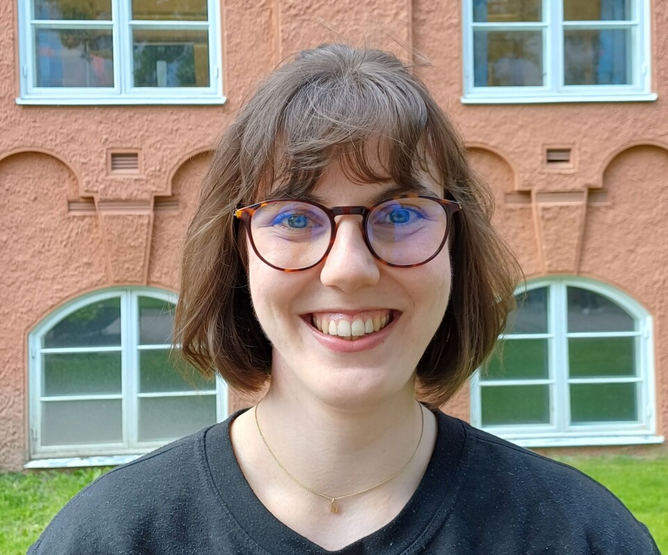 VELDIG BEVISST: Ingeborg Hirsti har valgt å jobbe i studietiden for å gjøre det lettere å leve.