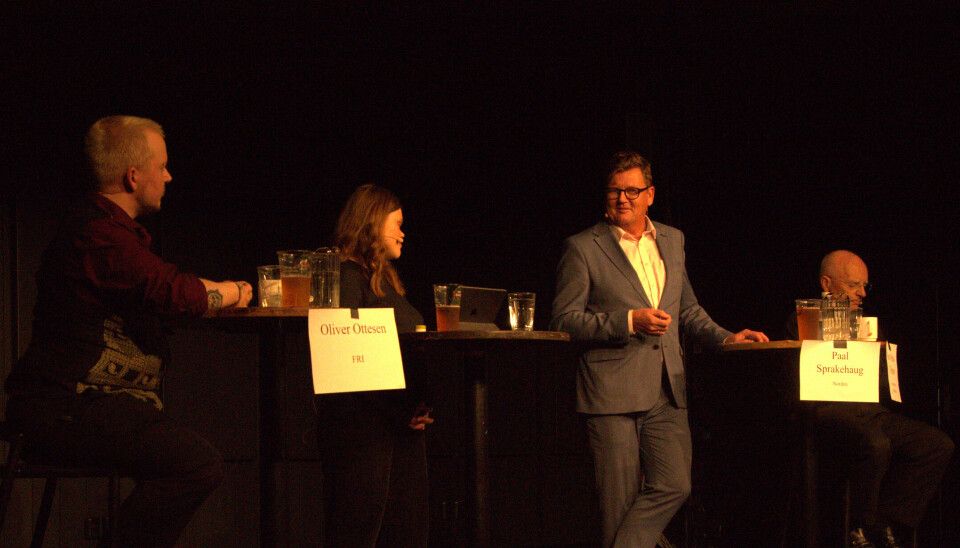 PANELET: Oliver Ottesen (til venstre) er nestleder Fri Trøndelag, Paal Sprakehaug (til høyre) er ekspert i mangfold og inkludering i Nordea og Hans Mathias Thjømøe (helt til høyre) er professor i markedsføring.