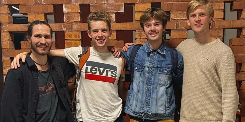 INNØVD: Studenter blant publikum var fornøyde med arrangementet, men følte paneldeltakerne tidvis fulgte en mal. F.v. Kristoffer Karlsen, Atle Torsvik, Fredrik Frugård, Andreas Kjetilstad. Kristoffer Karlsen, Atle Torsvik, Fredrik Frugård, Andreas Kjetilstad