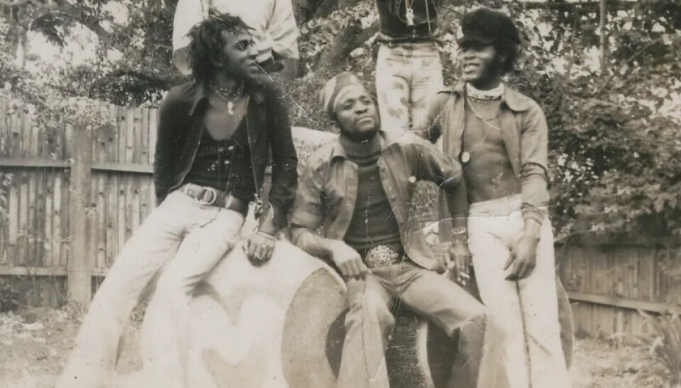 STIL: Bandet Musi O
Tunya.