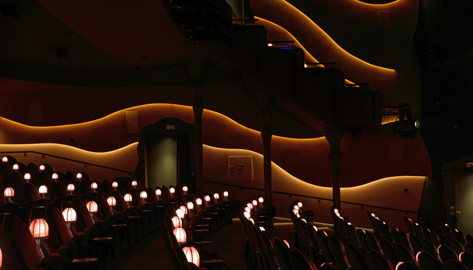 TOPPMODERNE: Nye hjorten har et tradisjonelt design med moderne løsninger. Nye hjorten teater reitan