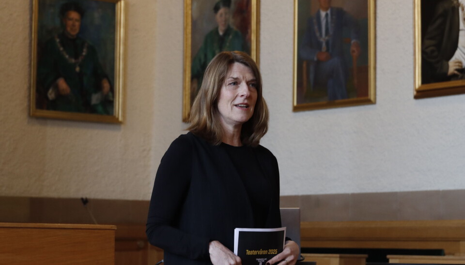 SAMARBEID: Trøndelag teater sin teatersjef Elisabeth Egseth Hansen seier at det var mannen hennar som foreslo å setje opp framsyning på Hovudbygget.