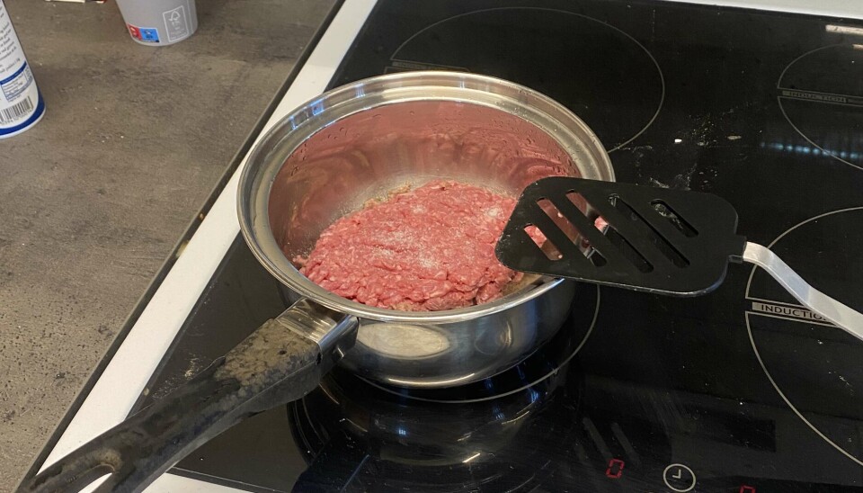 GOURMET: Kjøttdeig stekt i vann.