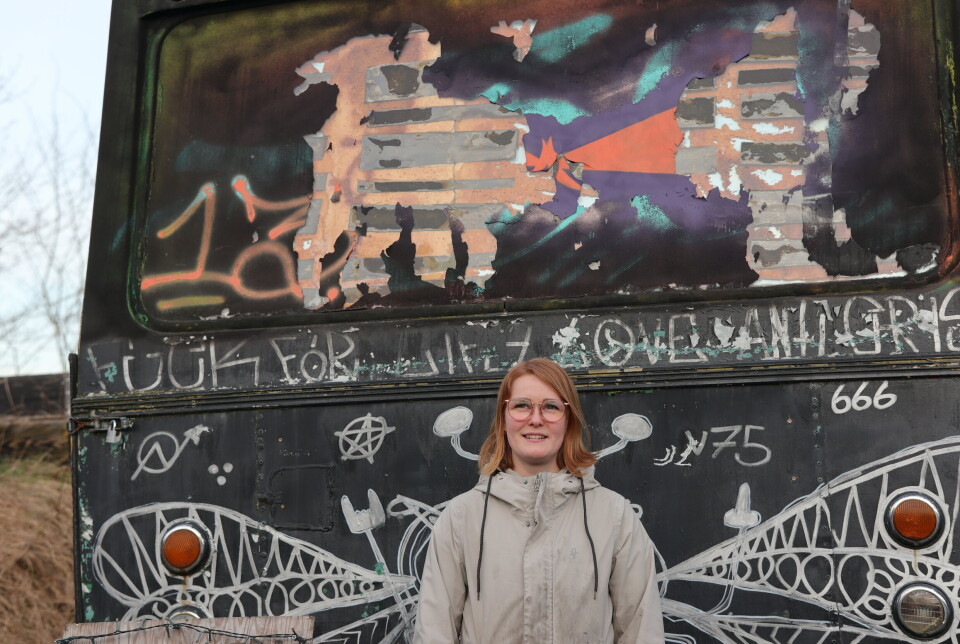 BUSS, KJÆRE BUSS: Etter syv år på hjul har student Gjertrud Sørseter lagt ut hjemmet sitt for salg.