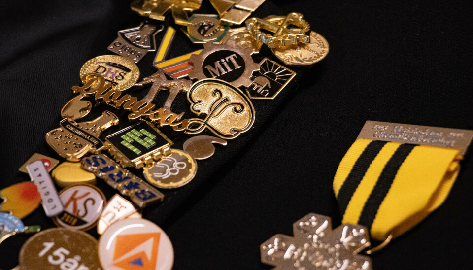 PINS: Mange linjeforeninger har egne pins.