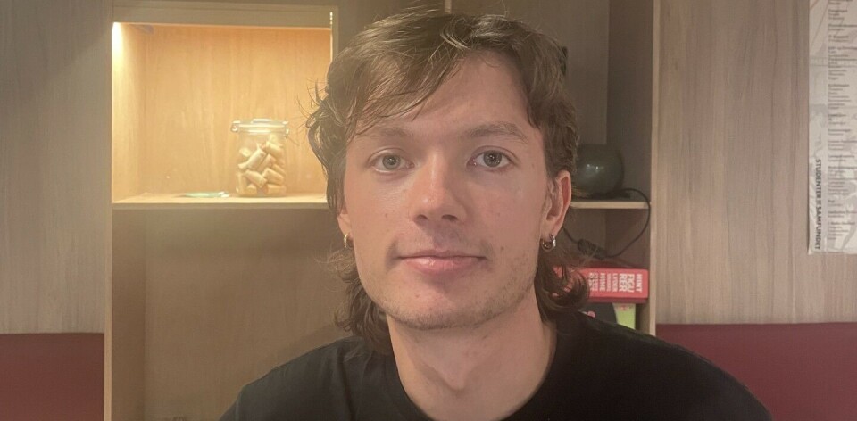 LOT SEG FRISTE: Anders Kristoffersen klarte ikke å la være å forhåndsstemme.