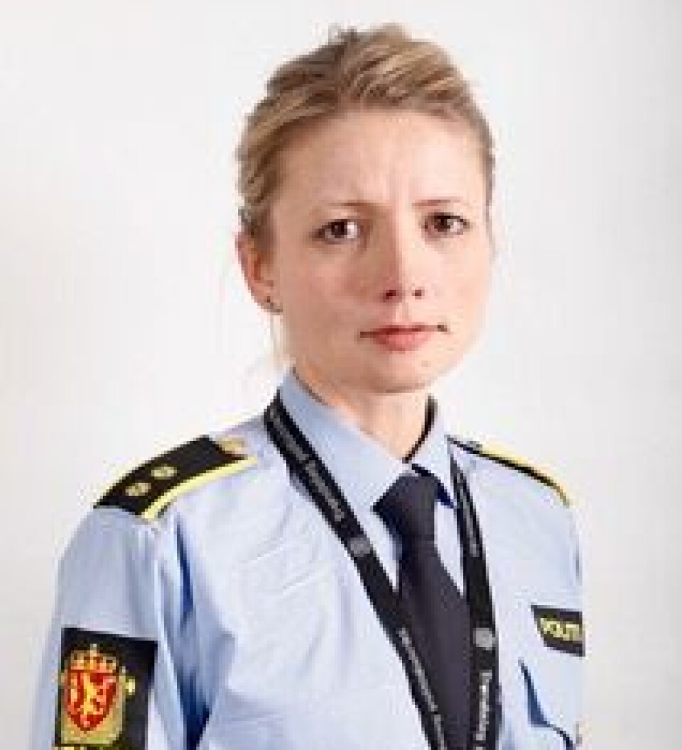 FORSØPLING: Politioverbetjent Mona Gikling påpeikar at det berre kan handterast som forsøpling inntil vidare.