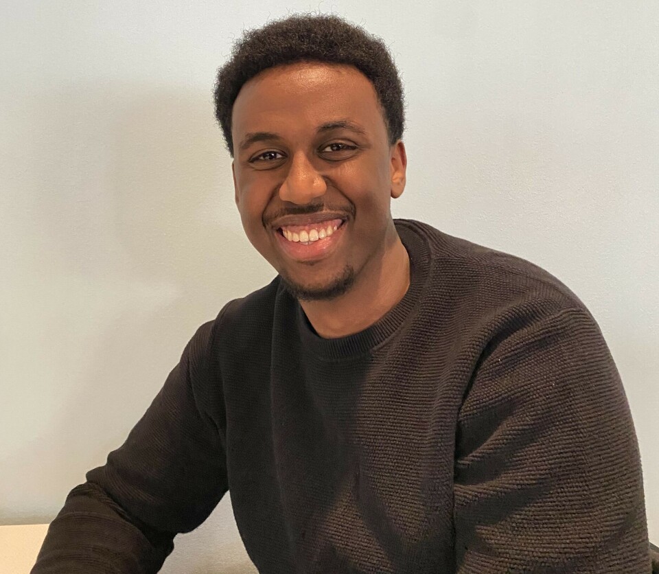 IKKE PÅ MOTEN: Abdi unngår refleks fordi det ikke passer inn i stilen.